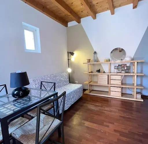Trendy Flat Naviglio Grande